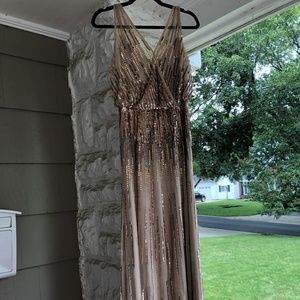 ADRIANNA PAPELL, GOLD AND ROSE GOLD BEADED GOWN, S